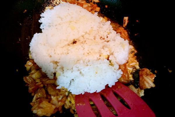 辣白菜五花肉炒饭的做法图解8