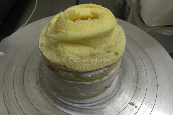 寿桃蛋糕的做法图解2
