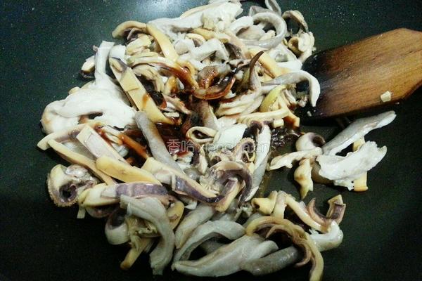 猪肚墨鱼汤的做法图解6