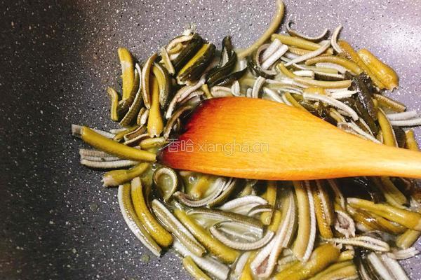 茭白炒鳝丝的做法图解9