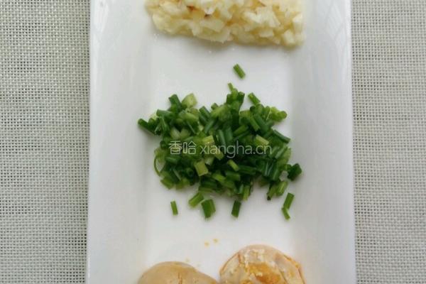 咸蛋黄娃娃菜的做法图解2