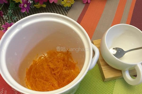 燕窝木瓜炖牛奶的做法图解7