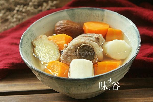 红萝卜排骨汤的做法图解6