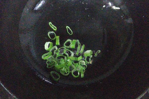 黄花菜炒蛋的做法图解5