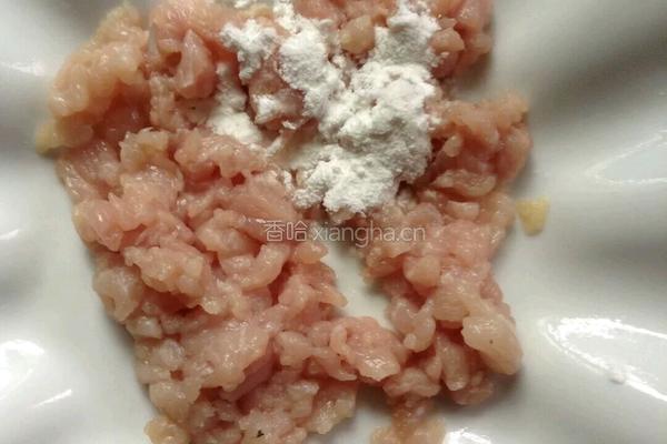 苹果雪梨瘦肉汤的做法图解1