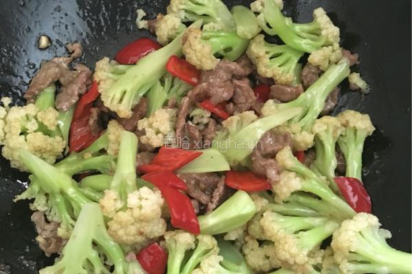牛肉炒花菜的做法图解7