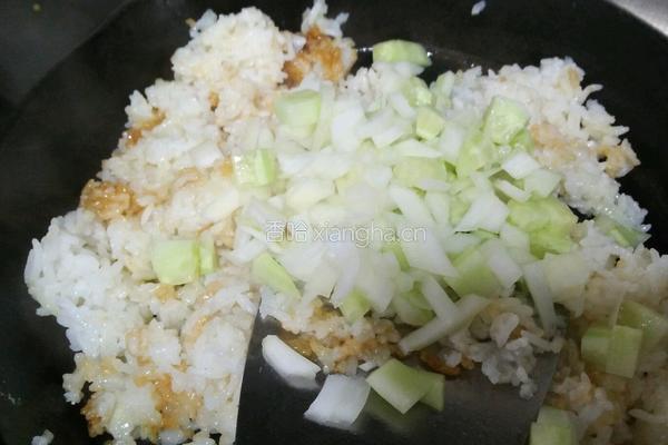 鸡蛋焗饭的做法图解3
