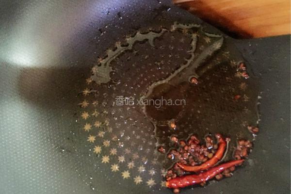 酸汤肥牛的做法图解1