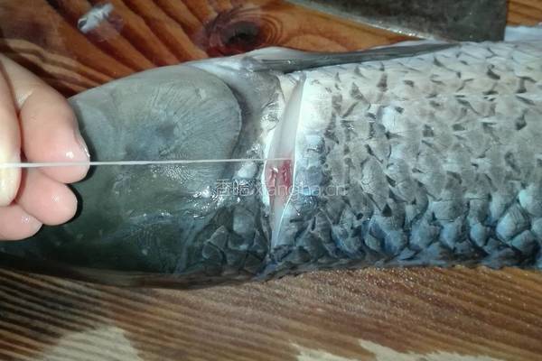 红烧草鱼块的做法图解2