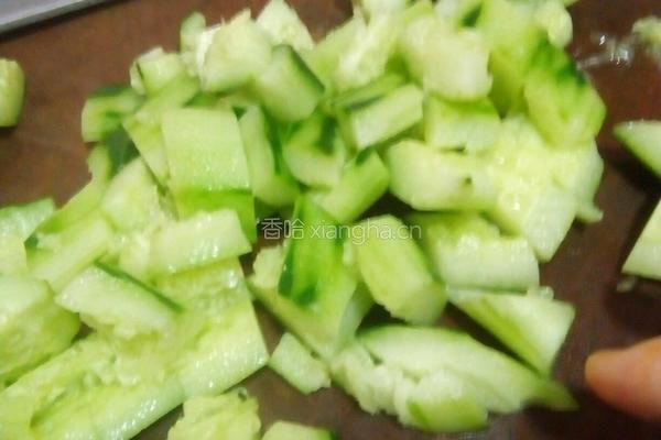 麻辣黄瓜的做法图解3