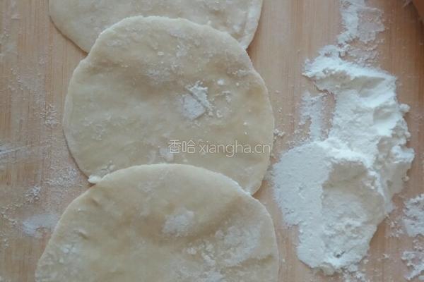 玫瑰花水煎饺的做法图解3