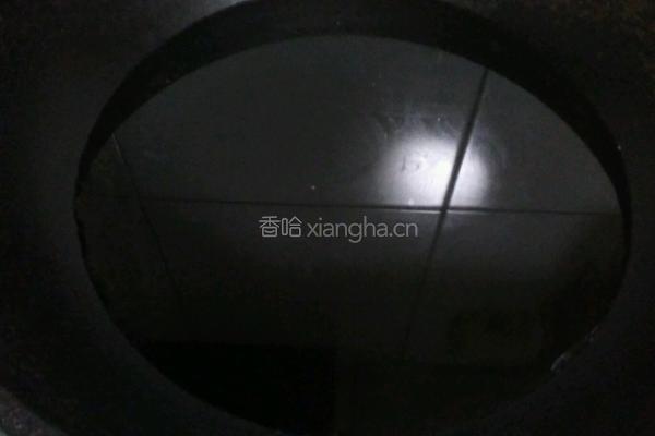 傣味凉拌木耳的做法图解1