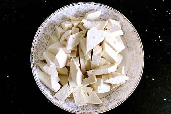 丝瓜豆腐的做法图解1