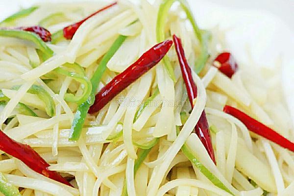 酸辣土豆丝的做法图解1