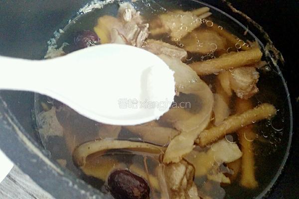 沙参玉竹老鸭汤的做法图解6