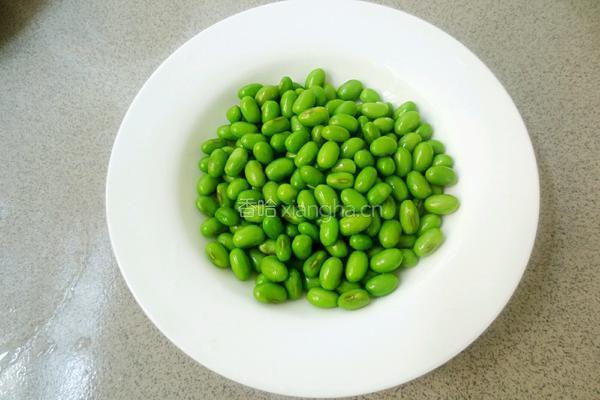 剁椒腌毛豆的做法图解4
