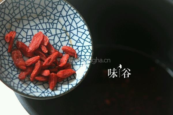补血鸡汤的做法图解5