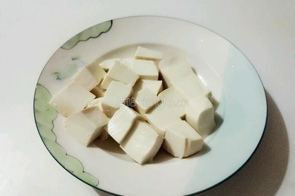 拔丝奶豆腐的做法图解1