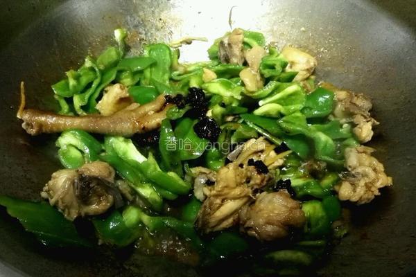 青椒童子鸡的做法图解8