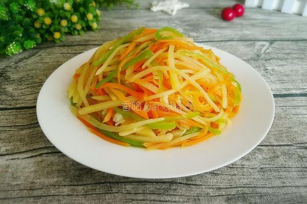 胡萝卜炒土豆的做法图解9