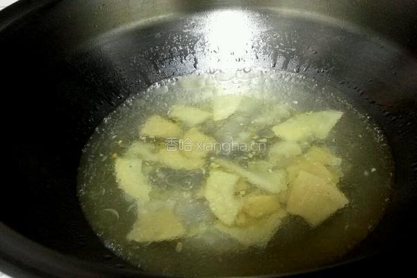 马齿苋瘦肉笋干汤的做法图解5