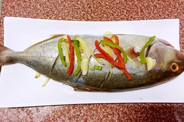 微波炉蒸鱼的做法图解4