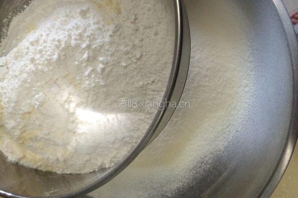 蓝莓酸奶马芬蛋糕（失败板）的做法图解2