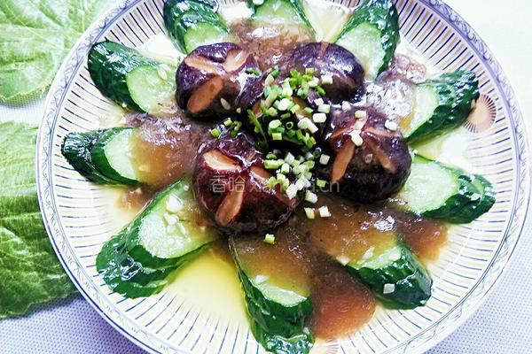 香菇炒黄瓜片的做法图解7