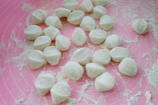杏鲍菇饺子的做法图解10