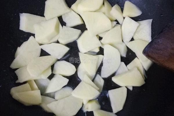 清炒土豆片的做法图解2