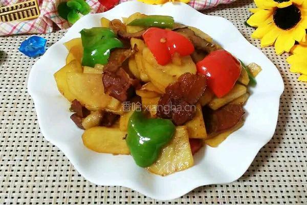 腊肉炖土豆的做法图解12