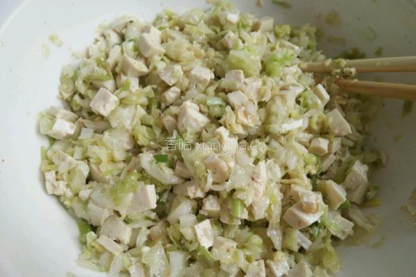 豆腐白菜水饺的做法图解5