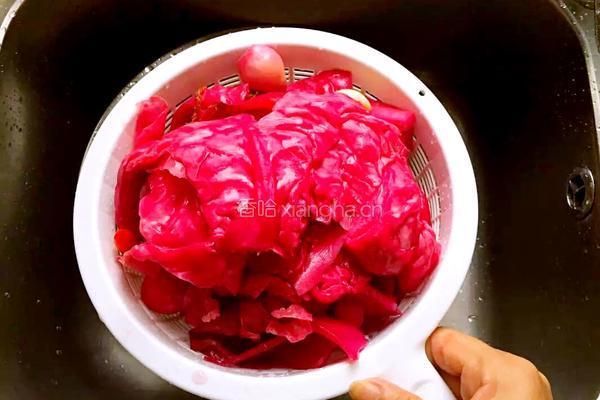腌酸菜的做法图解9