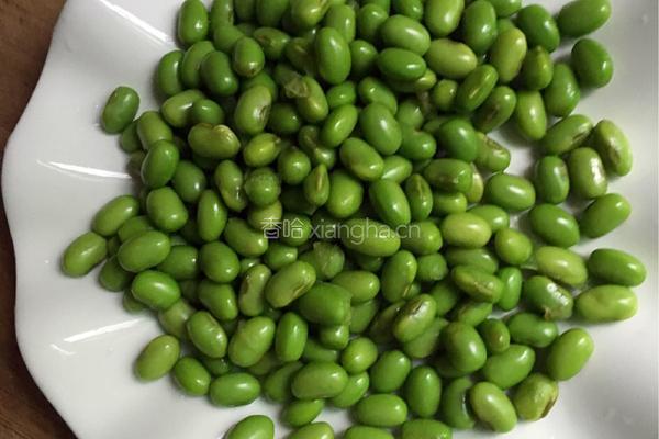 毛豆烧豆腐的做法图解3