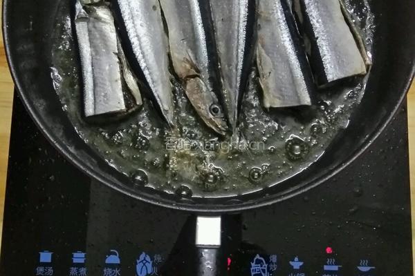 酱煎秋刀鱼的做法图解4