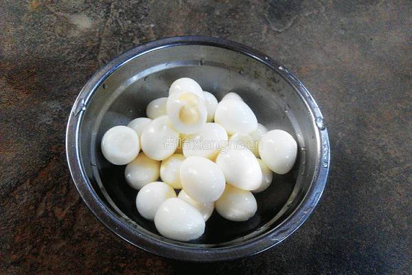 炸鹌鹑蛋的做法图解4