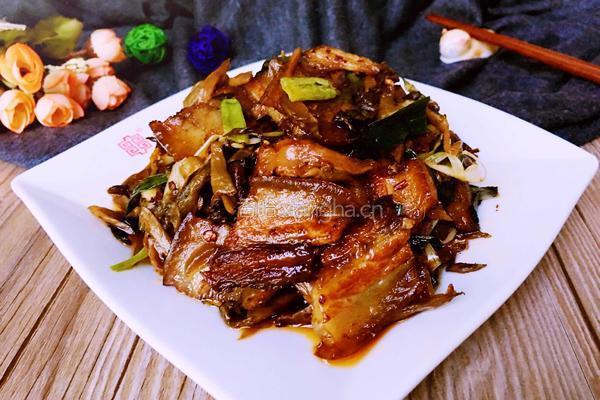 盐菜回锅肉的做法图解14