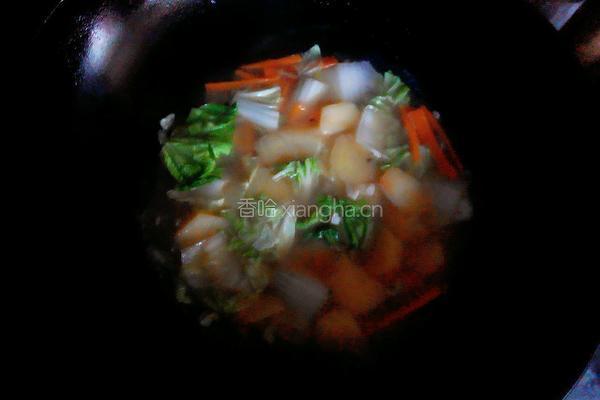白菜炖土豆的做法图解5