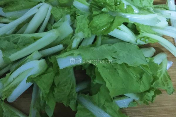 小白菜炖豆腐的做法图解1