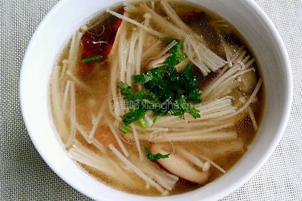金针菇香菇汤的做法图解7
