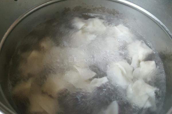 炒馄饨的做法图解2