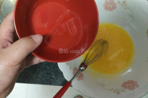 六寸戚风蛋糕的做法图解3