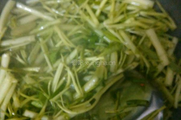 家常炒空心菜梗的做法图解5