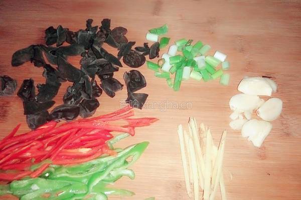 肉丝炒豆角的做法图解3