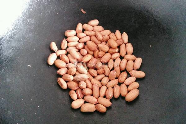 花生绿豆沙汤圆的做法图解1