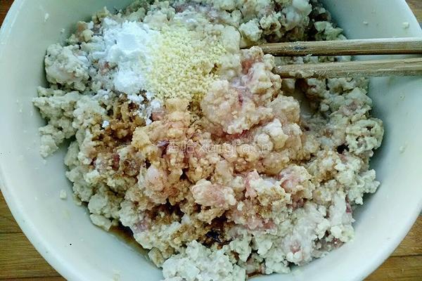 豆腐猪肉丸子的做法图解6