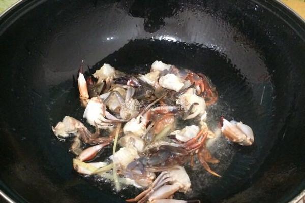 麻辣蟹腿的做法图解4