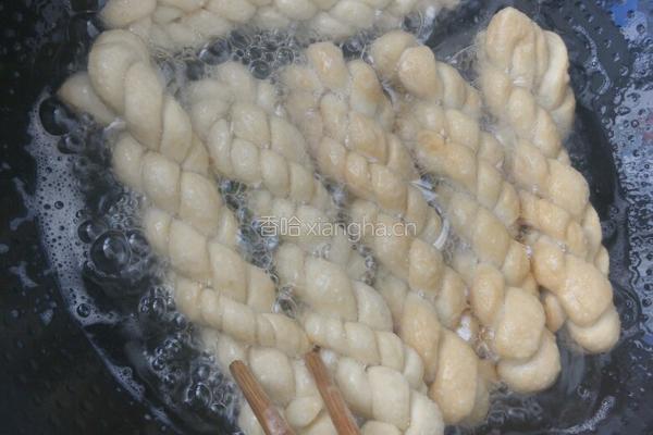 酥脆小麻花的做法图解16