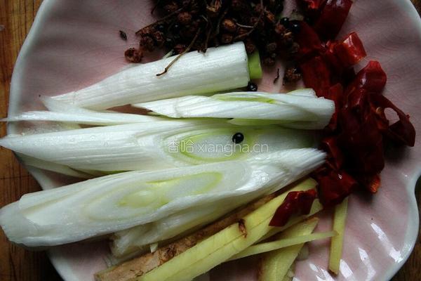 鲢鱼头炖豆腐的做法图解4
