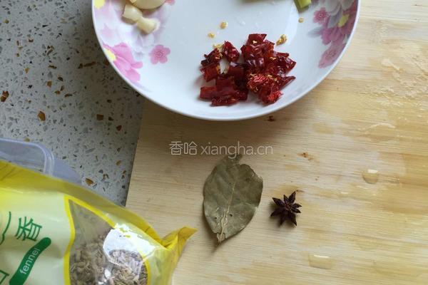 家常炖鸡爪的做法图解3